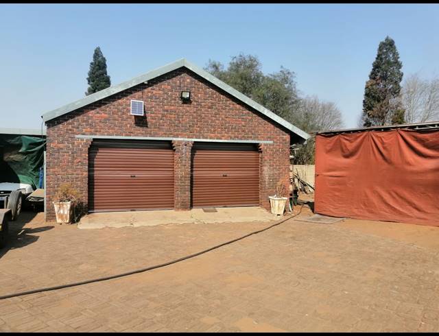 3 BEDROOM HOUSE FOR SALE IN BONANNE